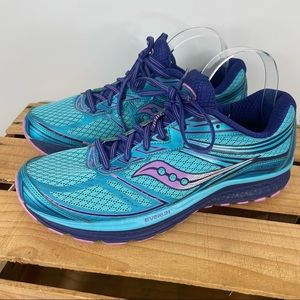 Saucony Women's Everun Guide 9 running shoes size 11